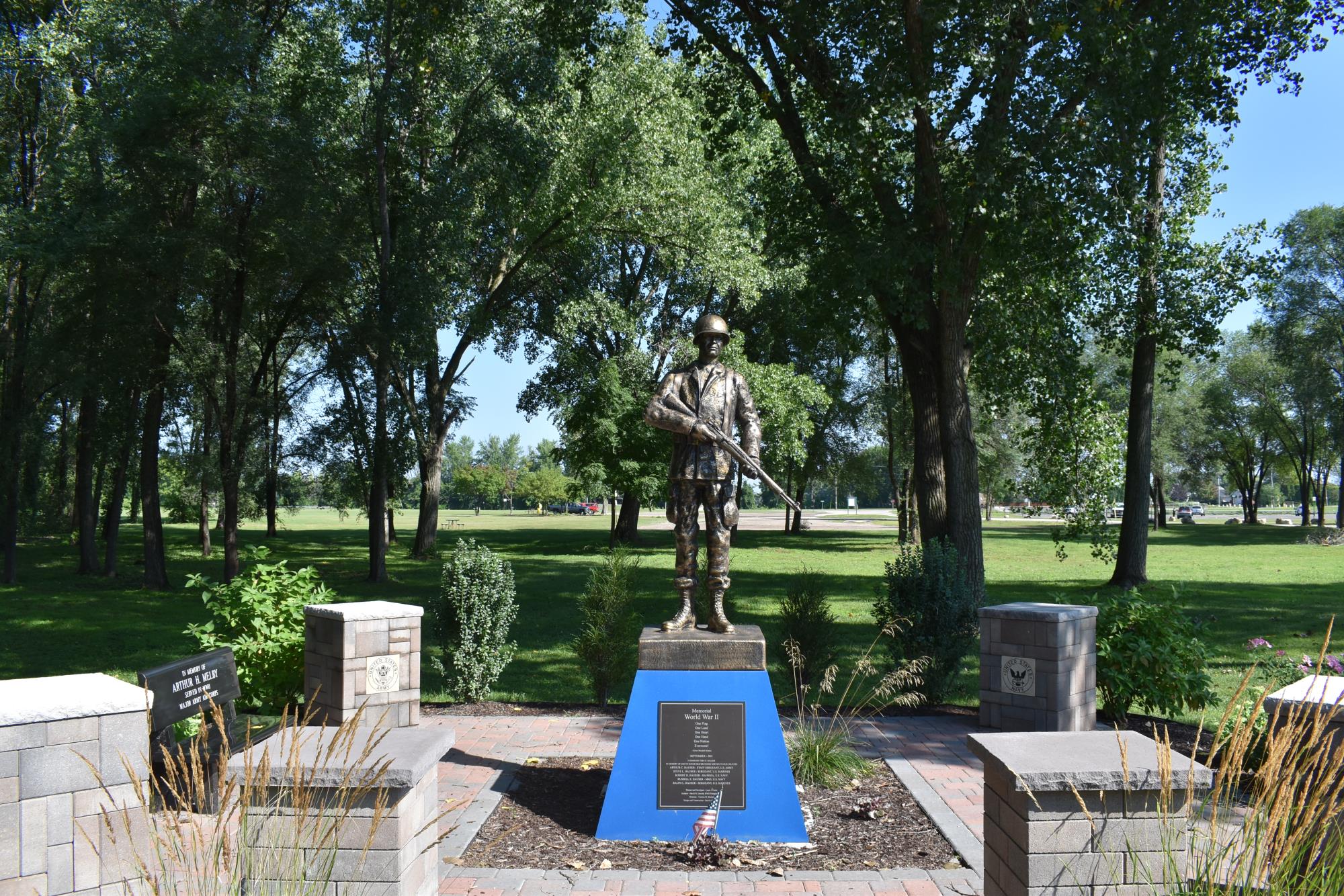 Veterans Memorial WWII Sculpture